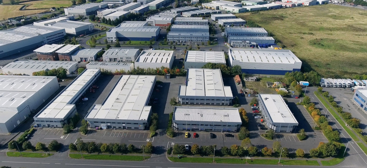 自有生產(chǎn)基地智能倉(cāng)儲(chǔ)設(shè)備